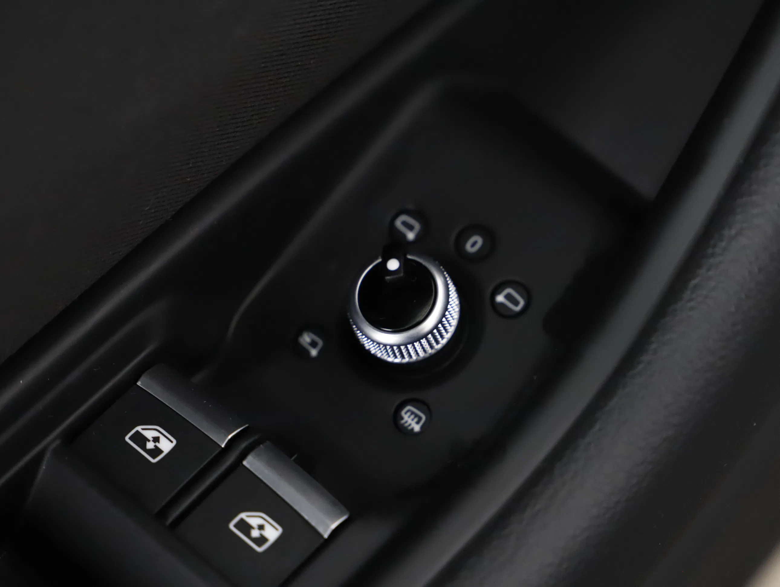 Audi A4 35 2.0 TDI advanced | Bild 24 von 26