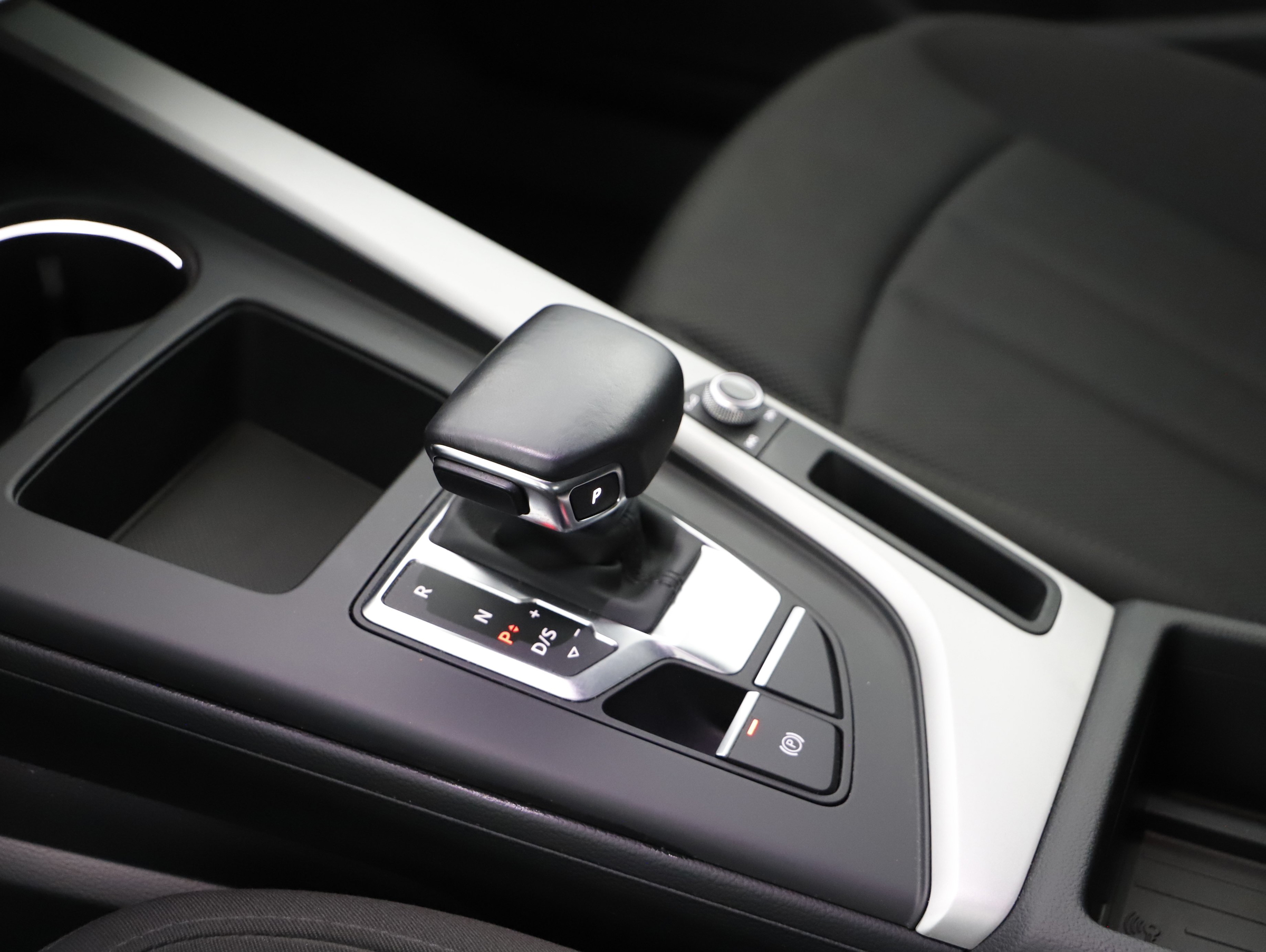 Audi A4 35 2.0 TDI advanced | Bild 13 von 26