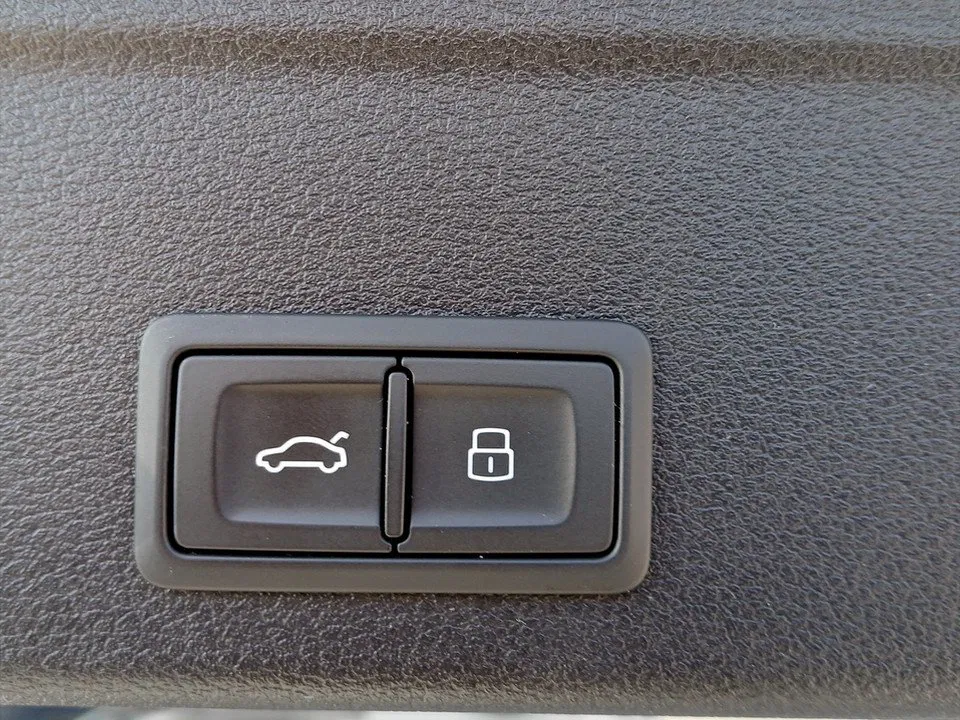 Audi A4 Allroad 40 TDI quattro Aut. | Bild 15 von 15