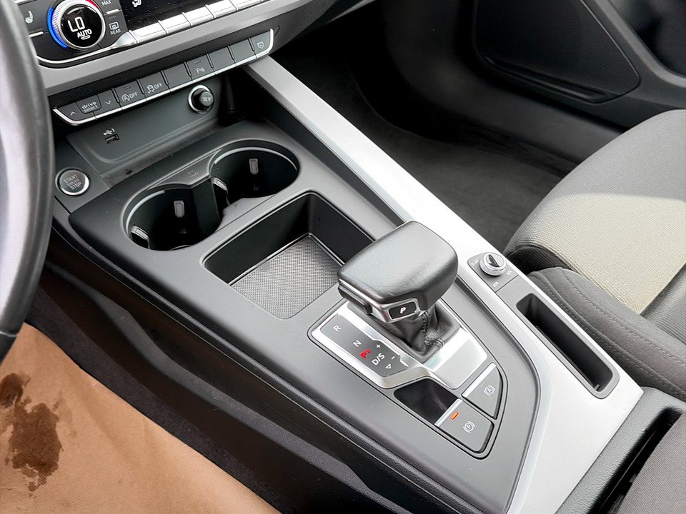 Audi A4 30 2.0 TDI | Bild 17 von 20