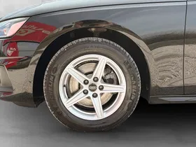 Audi A4 30 2.0 TDI | Thumbnail 6 von 20
