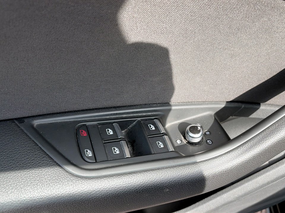 Audi A4 30 2.0 TDI | Bild 7 von 20