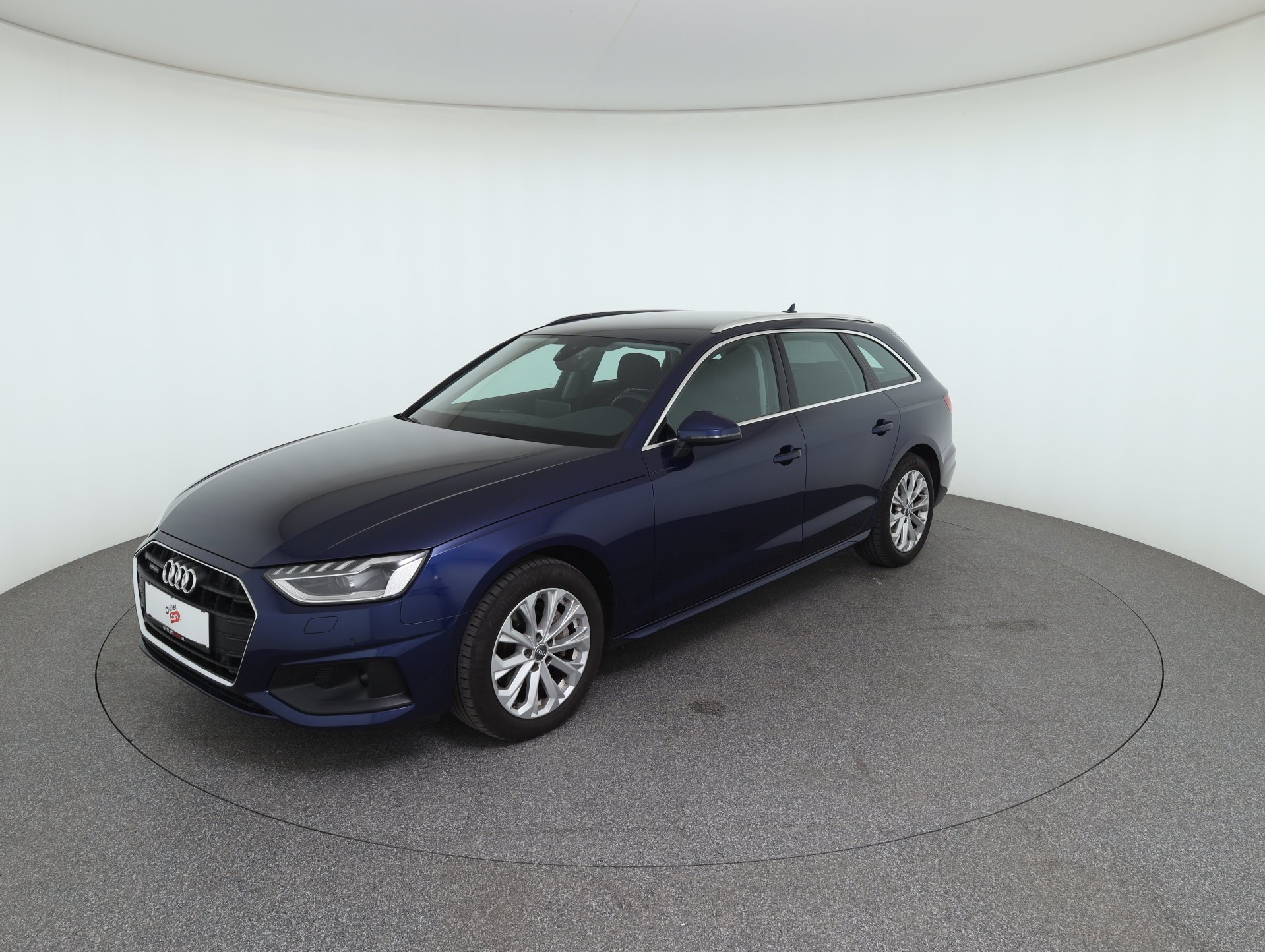 Audi A4 Avant 40 2.0 TDI quattro | Bild 2 von 31