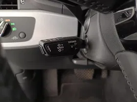 Audi A4 Avant 40 2.0 TDI quattro | Thumbnail 17 von 31