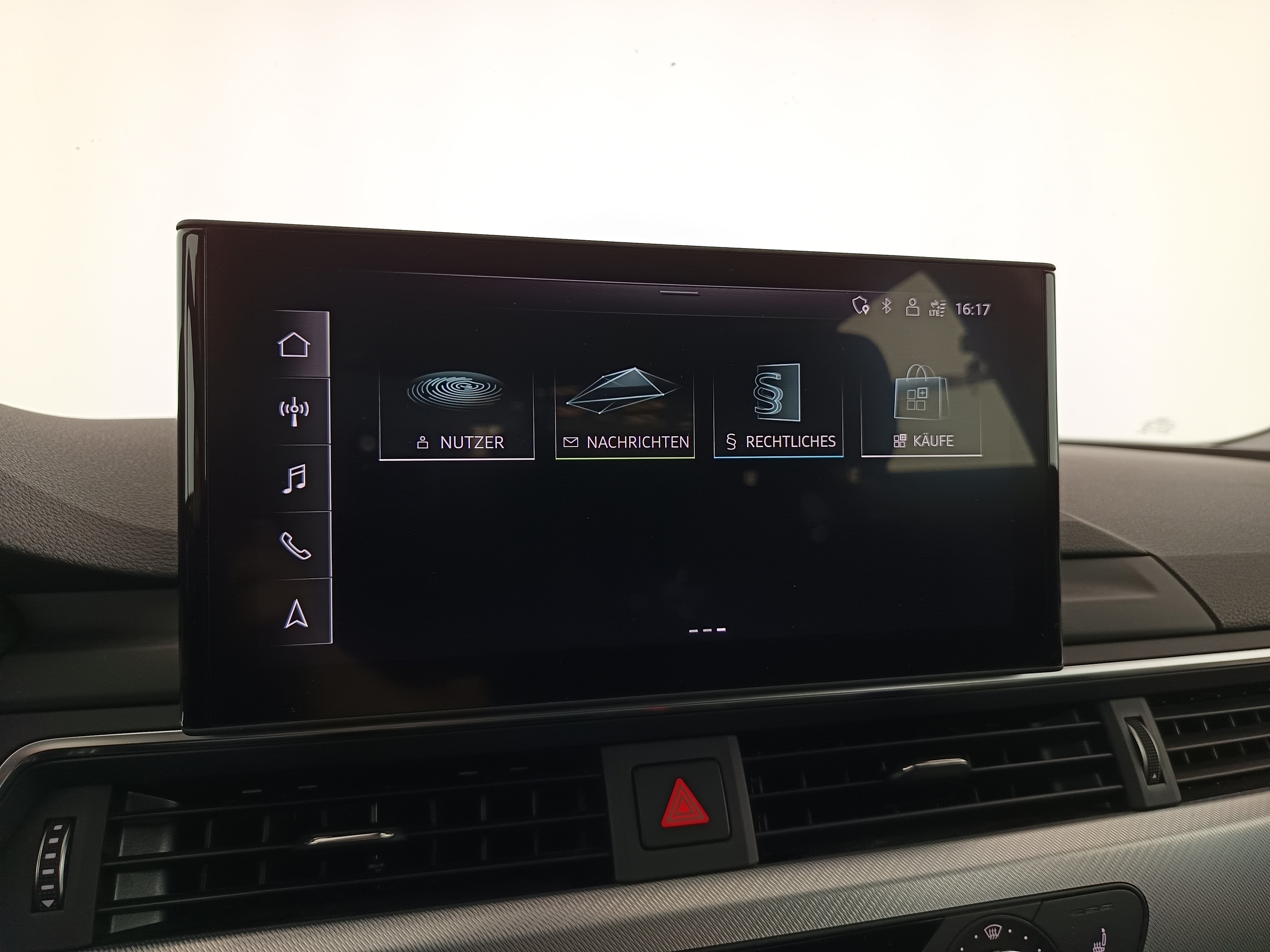 Audi A4 Avant 40 2.0 TDI quattro | Bild 19 von 31