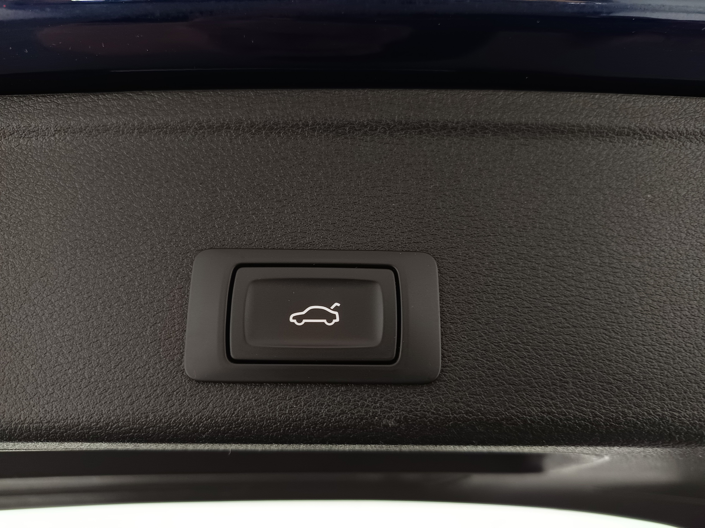 Audi A4 Avant 40 2.0 TDI quattro | Bild 31 von 31