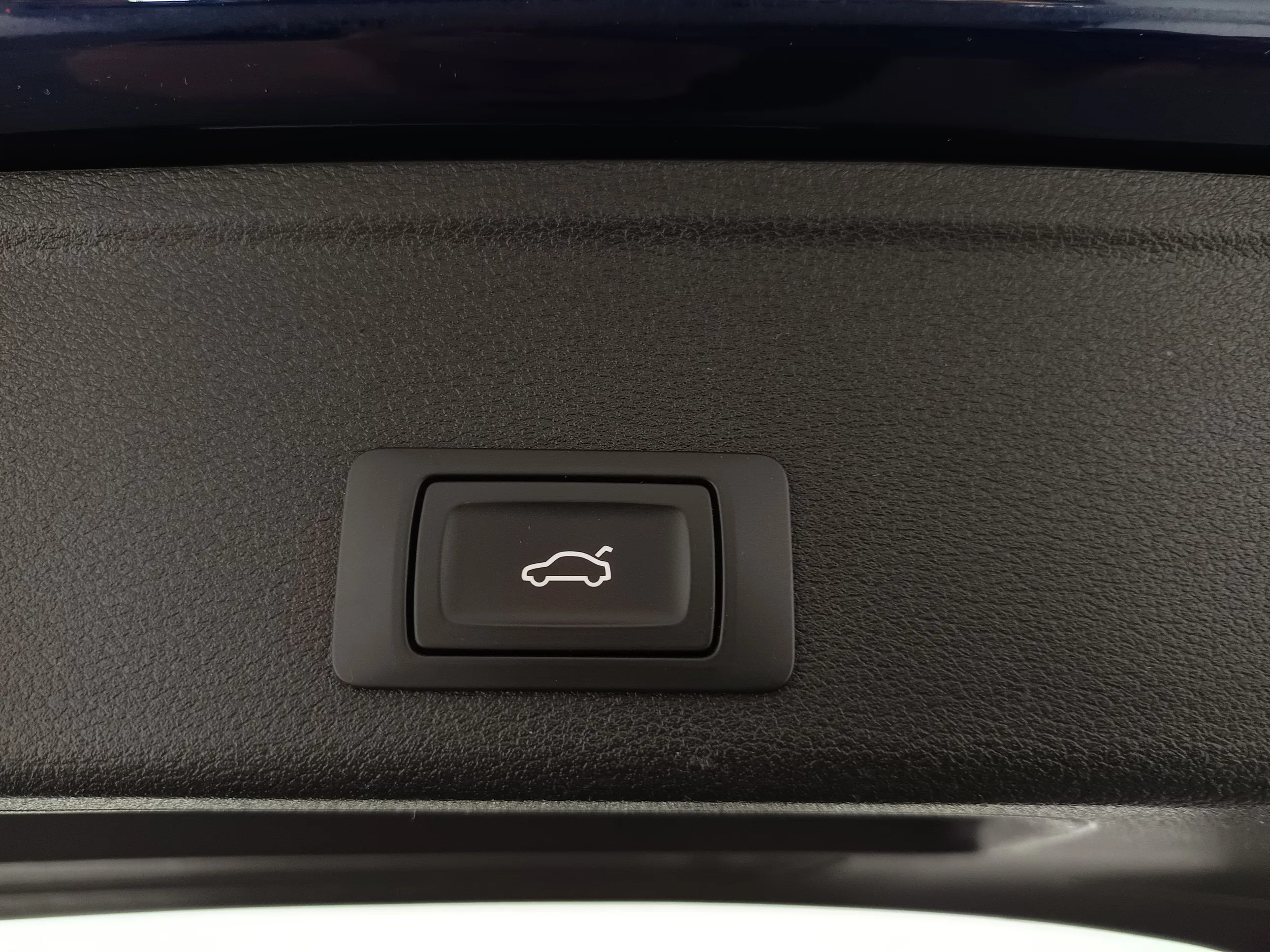 Audi A4 Avant 40 2.0 TDI quattro | Bild 31 von 31