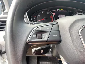 Audi A4 Avant 40 2.0 TDI quattro | Thumbnail 14 von 24