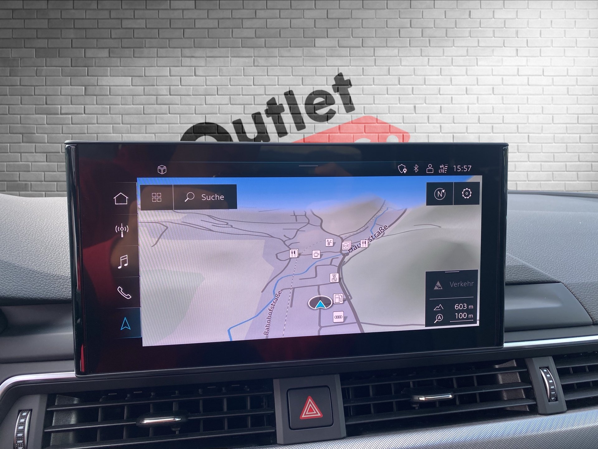 Audi A4 Avant 40 2.0 TDI quattro | Bild 17 von 24