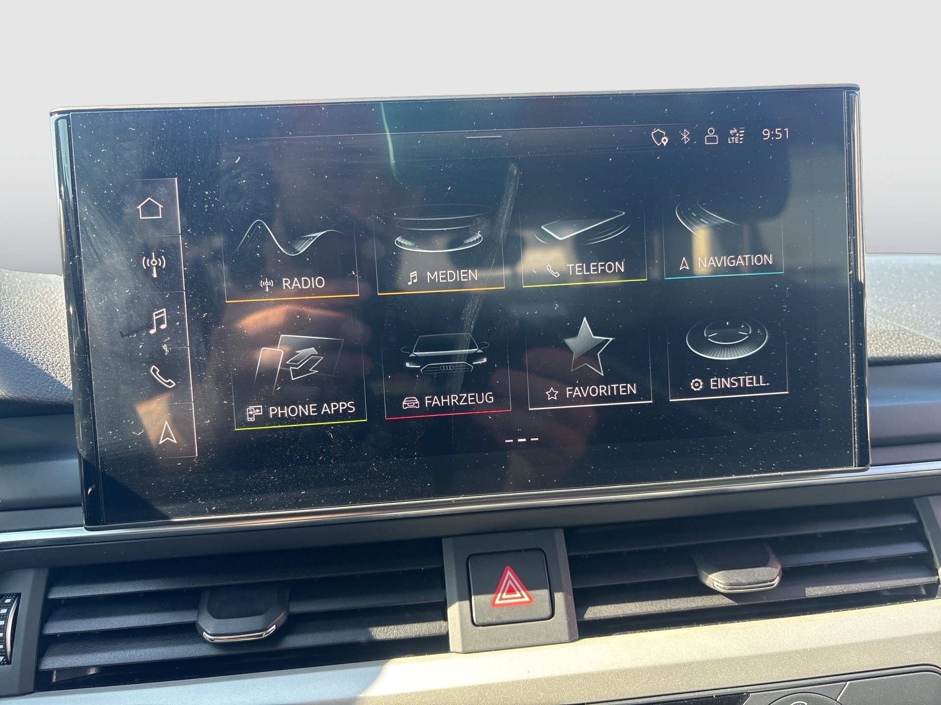 Audi A4 Avant 30 2.0 TDI | Bild 16 von 22