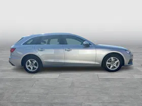 Audi A4 Avant 30 2.0 TDI | Thumbnail 6 von 22