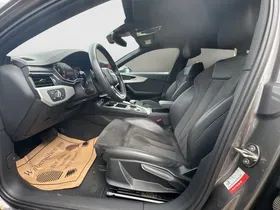 Audi A4 Allroad quattro 40 2.0 TDI | Thumbnail 9 von 31