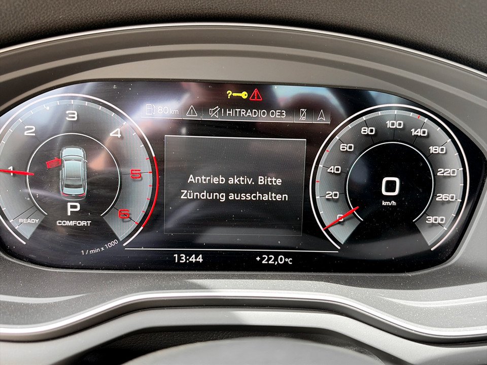 Audi A4 40 2.0 TDI advanced | Bild 11 von 19