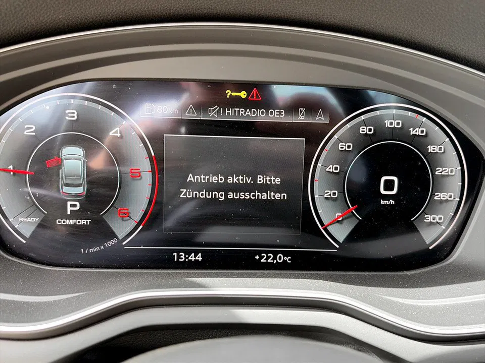 Audi A4 40 2.0 TDI advanced | Bild 11 von 19