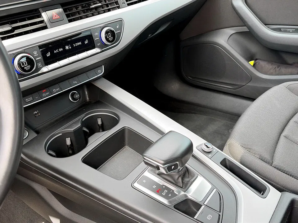 Audi A4 40 2.0 TDI advanced | Bild 17 von 19