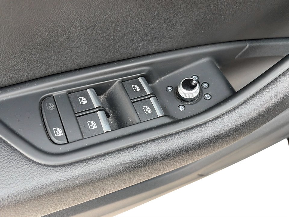 Audi A4 Avant 30 2.0 TDI | Bild 17 von 22