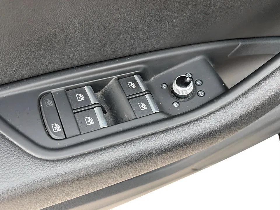 Audi A4 Avant 30 2.0 TDI | Bild 17 von 22