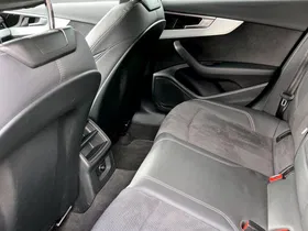 Audi A4 Avant 40 TDI quattro S-Line | Thumbnail 19 von 21