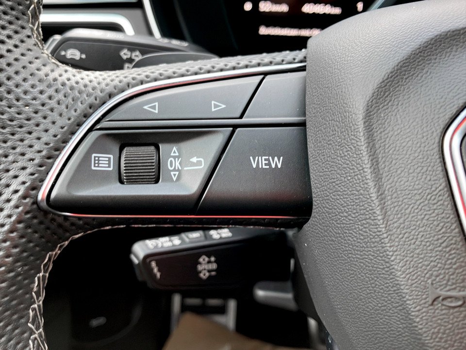 Audi A4 Avant 40 TDI quattro S-Line | Bild 15 von 21