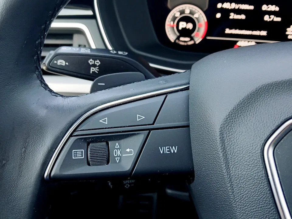 Audi A4 Avant 35 2.0 TDI | Bild 13 von 24