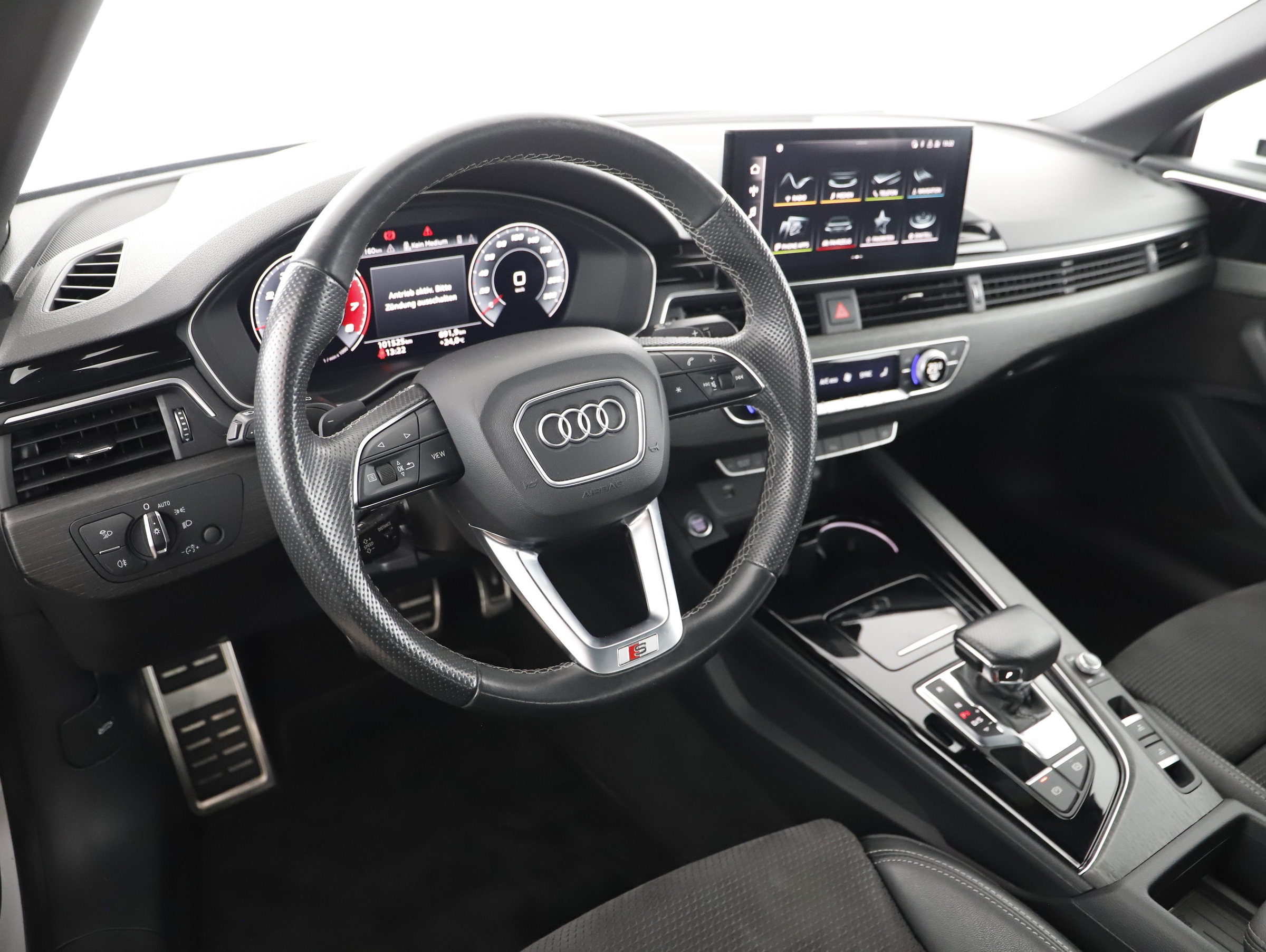Audi A5 Cabriolet 40 2.0 TFSI MHEV S-Line | Bild 9 von 22