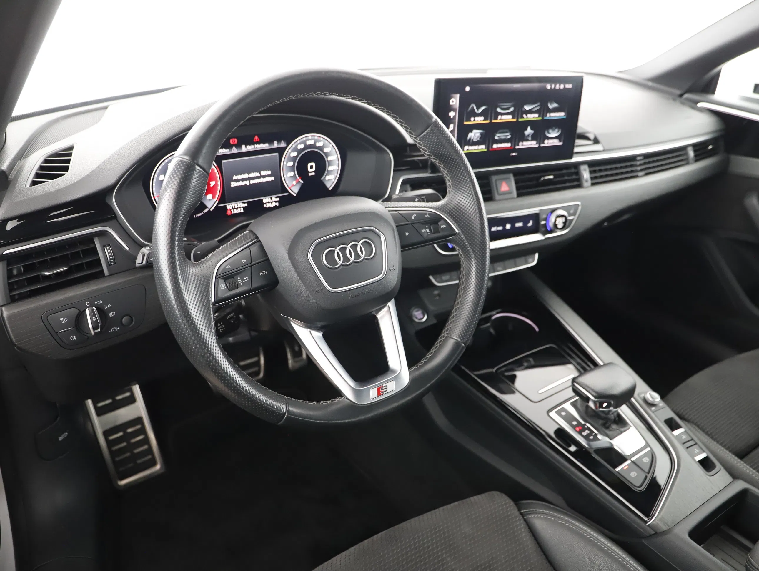 Audi A5 Cabriolet 40 2.0 TFSI MHEV S-Line | Bild 9 von 22