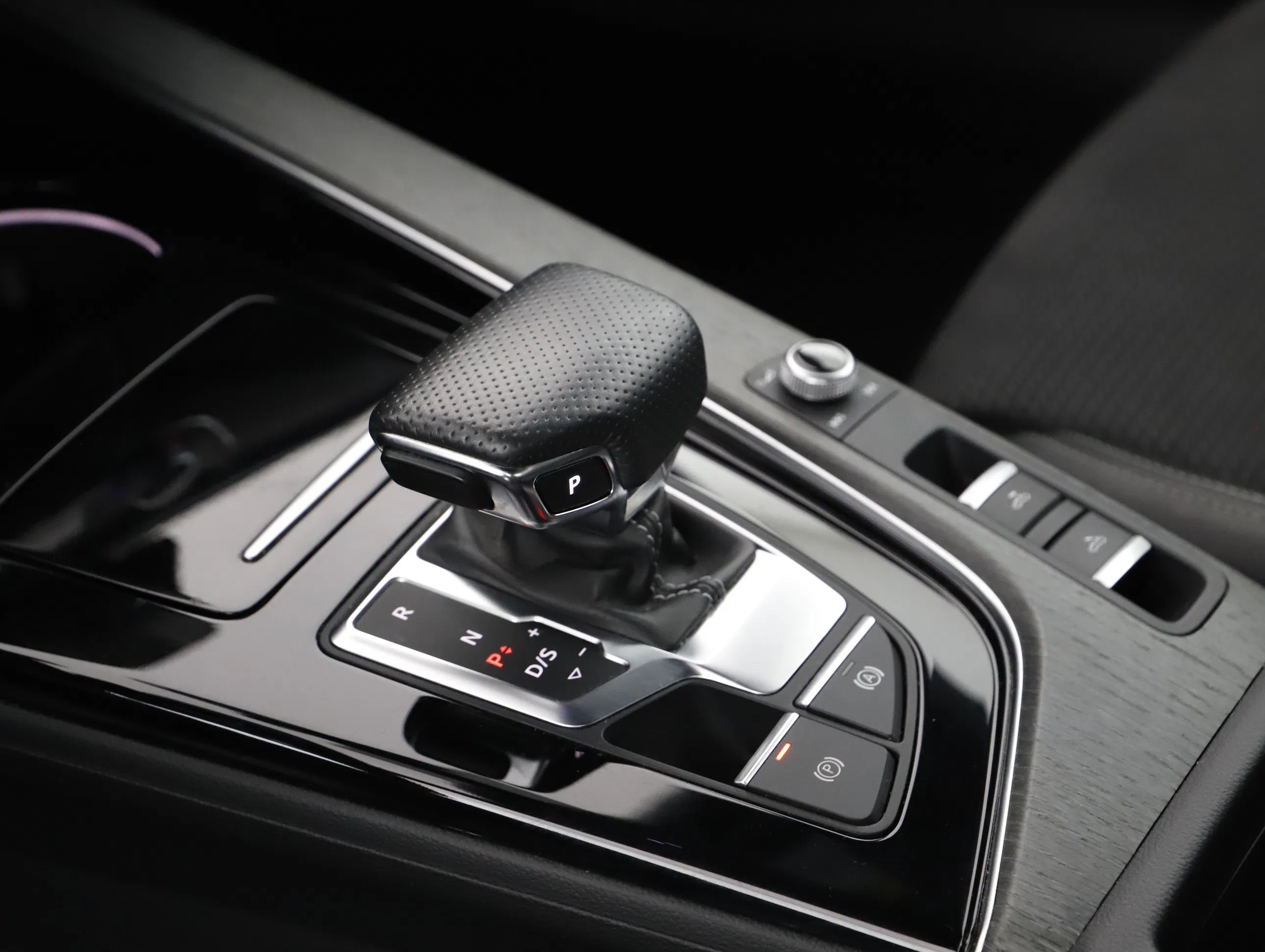 Audi A5 Cabriolet 40 2.0 TFSI MHEV S-Line | Bild 14 von 22