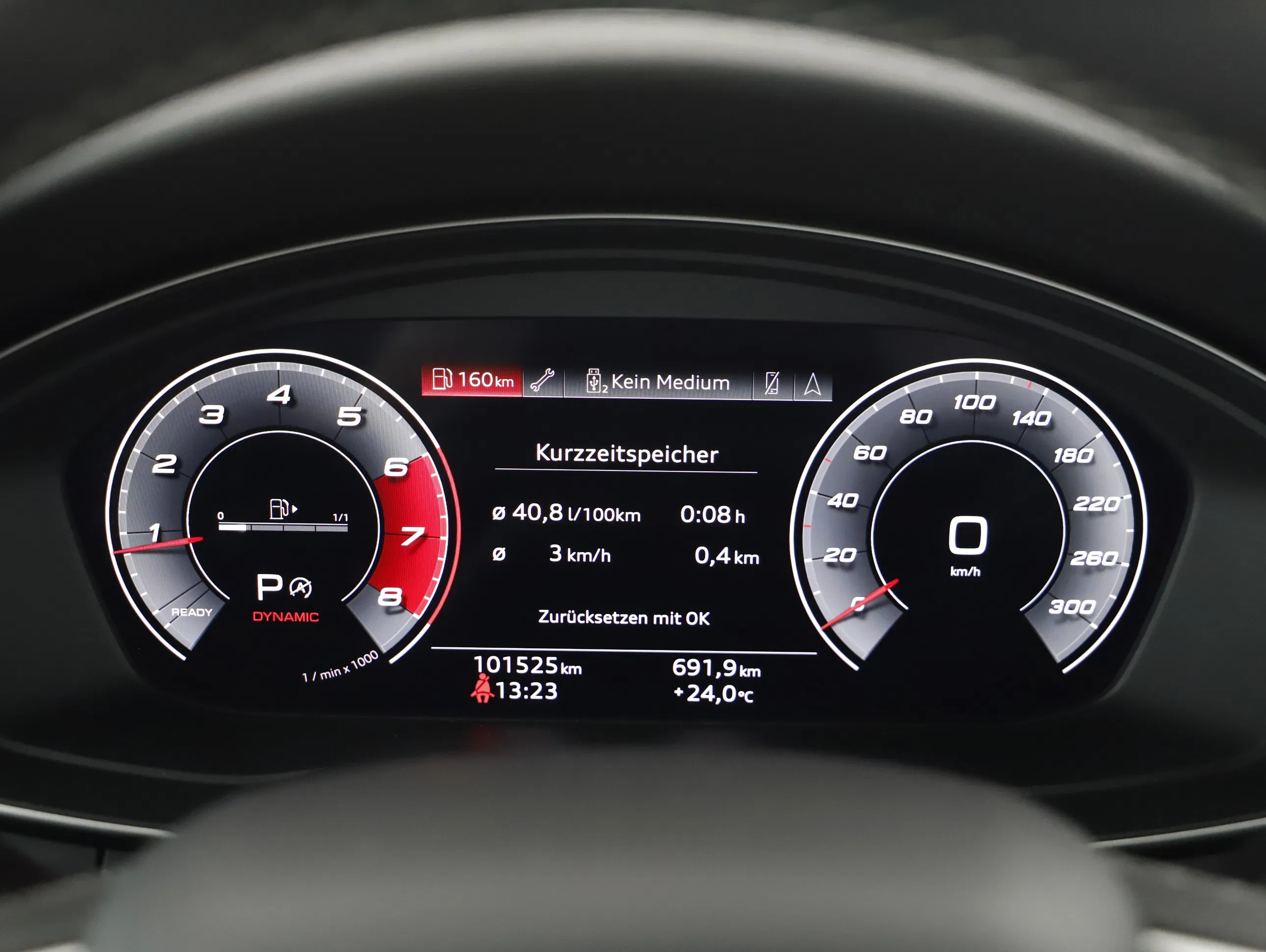Audi A5 Cabriolet 40 2.0 TFSI MHEV S-Line | Bild 11 von 22