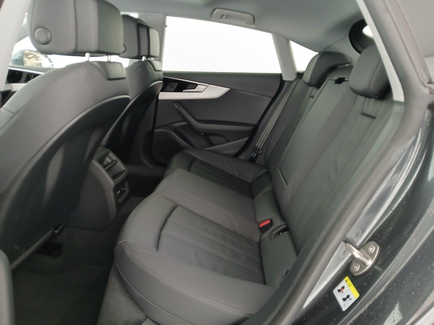 Audi A5 Sportback 40 2.0 TDI quattro advanced | Bild 4 von 21