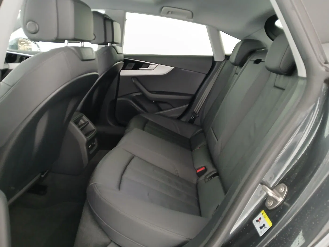 Audi A5 Sportback 40 2.0 TDI quattro advanced | Bild 4 von 21