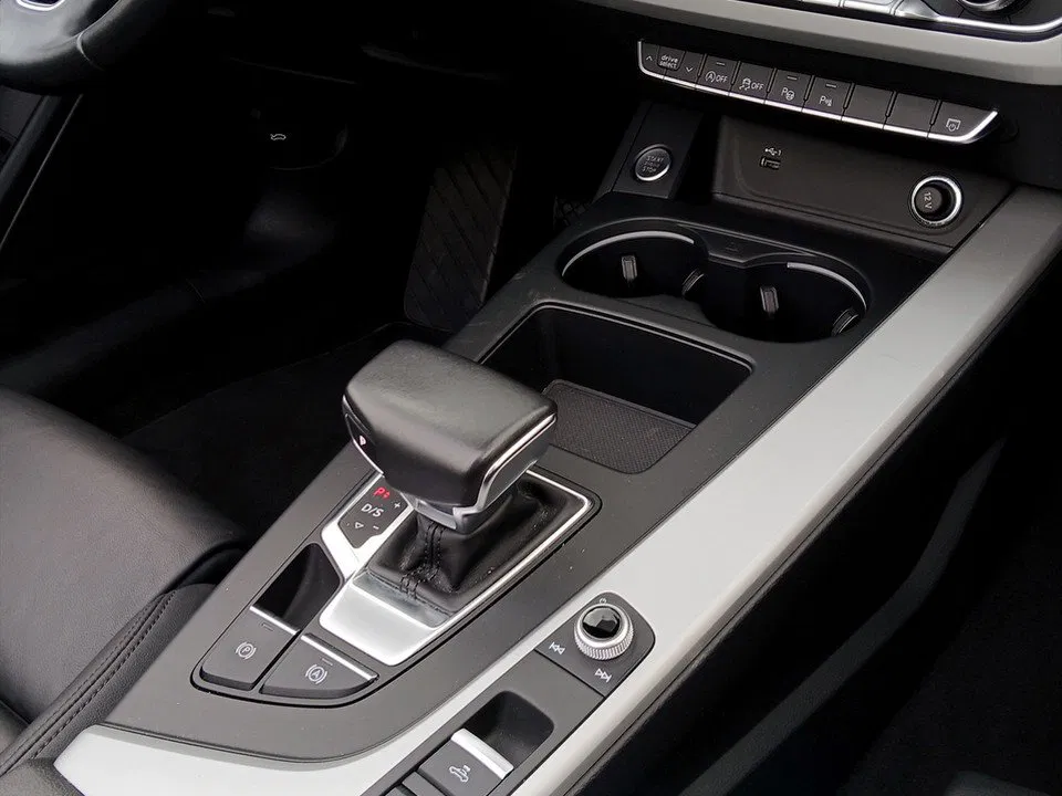 Audi A5 Cabriolet 40 TFSI quattro advanced | Bild 20 von 22