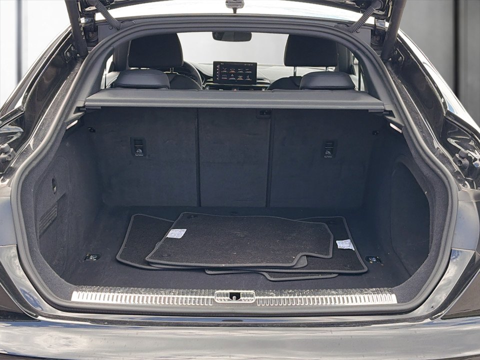 Audi A5 Sportback 30 TDI S line | Bild 21 von 23