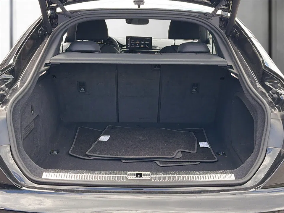 Audi A5 Sportback 30 TDI S line | Bild 21 von 23
