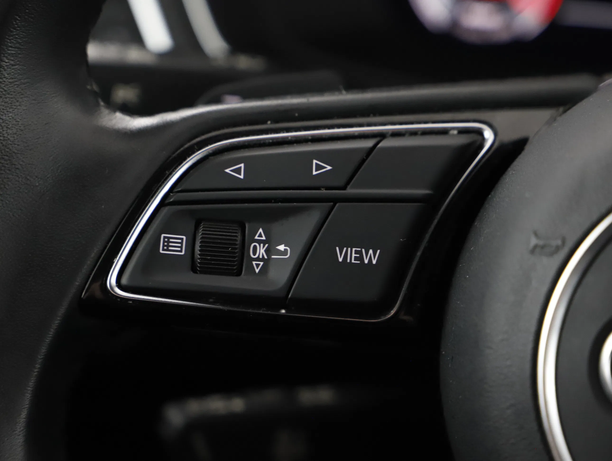 Audi A5 SB 40 TDI quattro Adv Aut | Bild 12 von 24