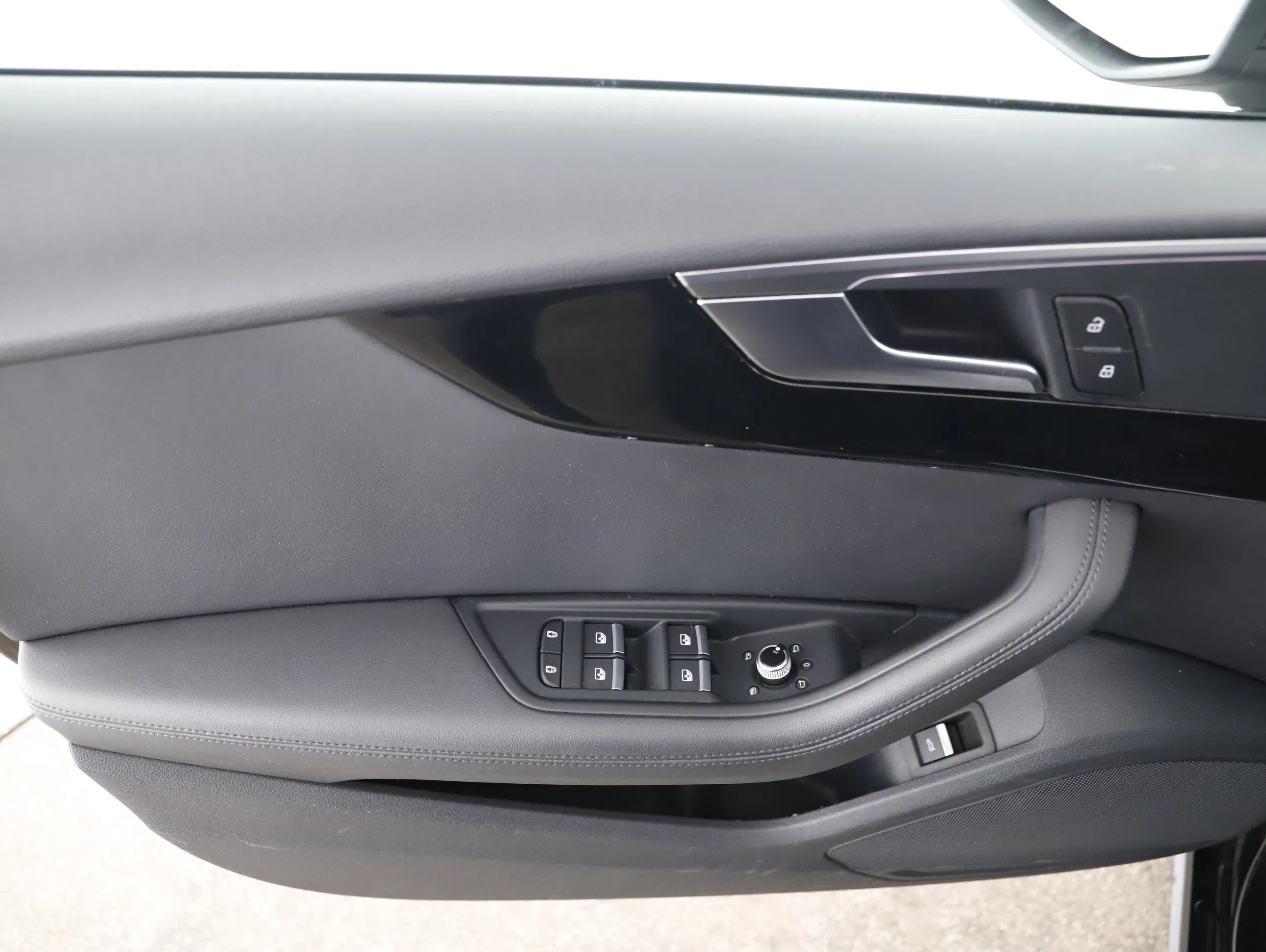 Audi A5 SB 40 TDI quattro Adv Aut | Bild 16 von 24