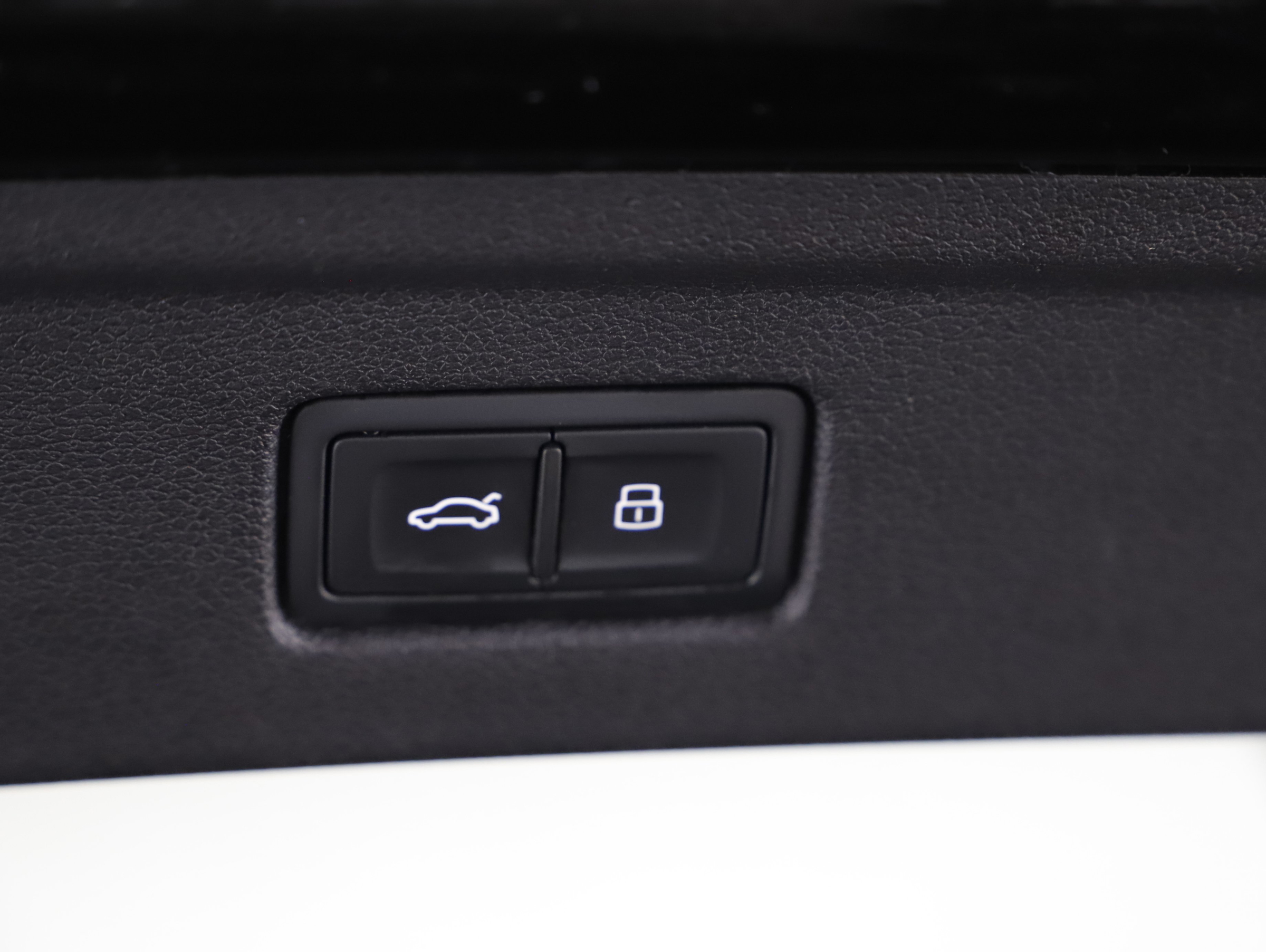 Audi A5 SB 40 TDI quattro Adv Aut | Bild 19 von 24