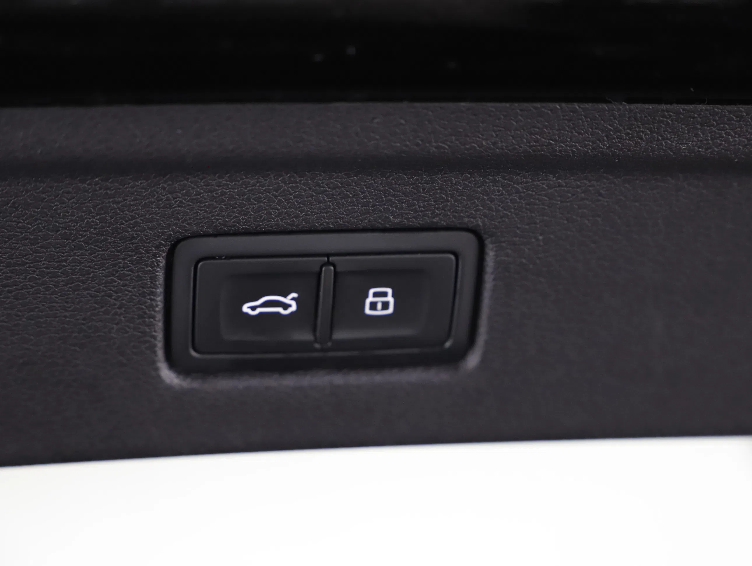 Audi A5 SB 40 TDI quattro Adv Aut | Bild 19 von 24