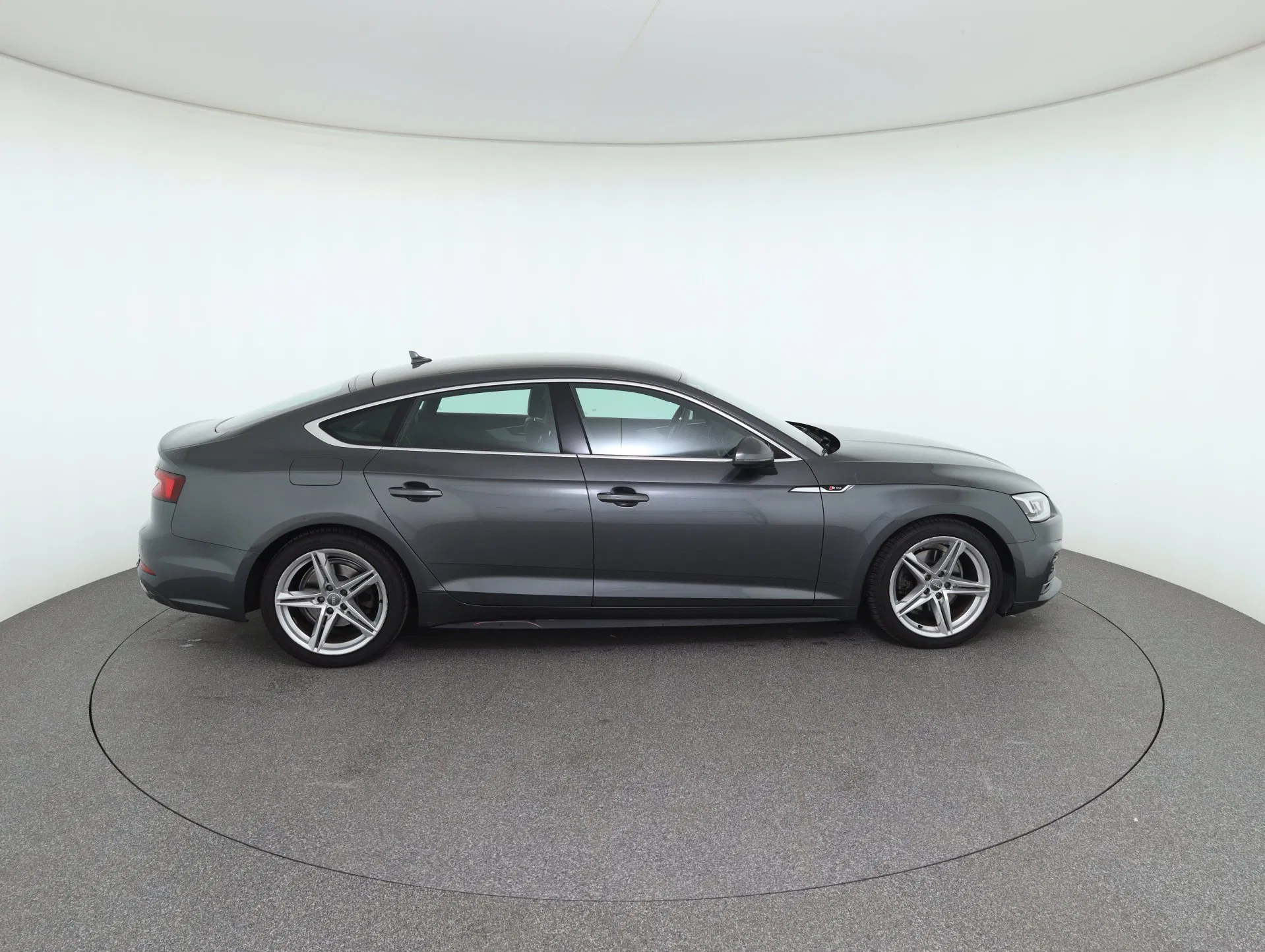 Audi A5 Sportback 2.0 SB 35 TFSI | Bild 5 von 31