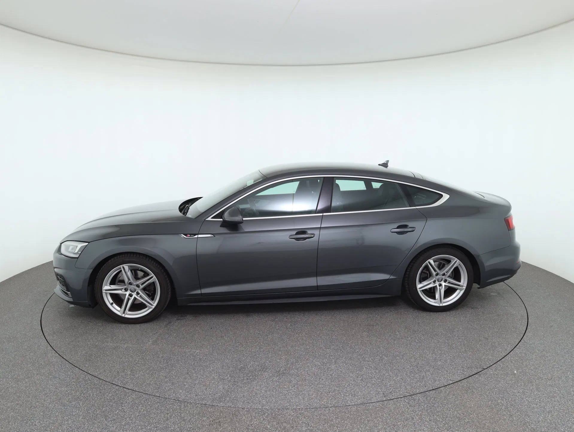 Audi A5 Sportback 2.0 SB 35 TFSI | Bild 9 von 31