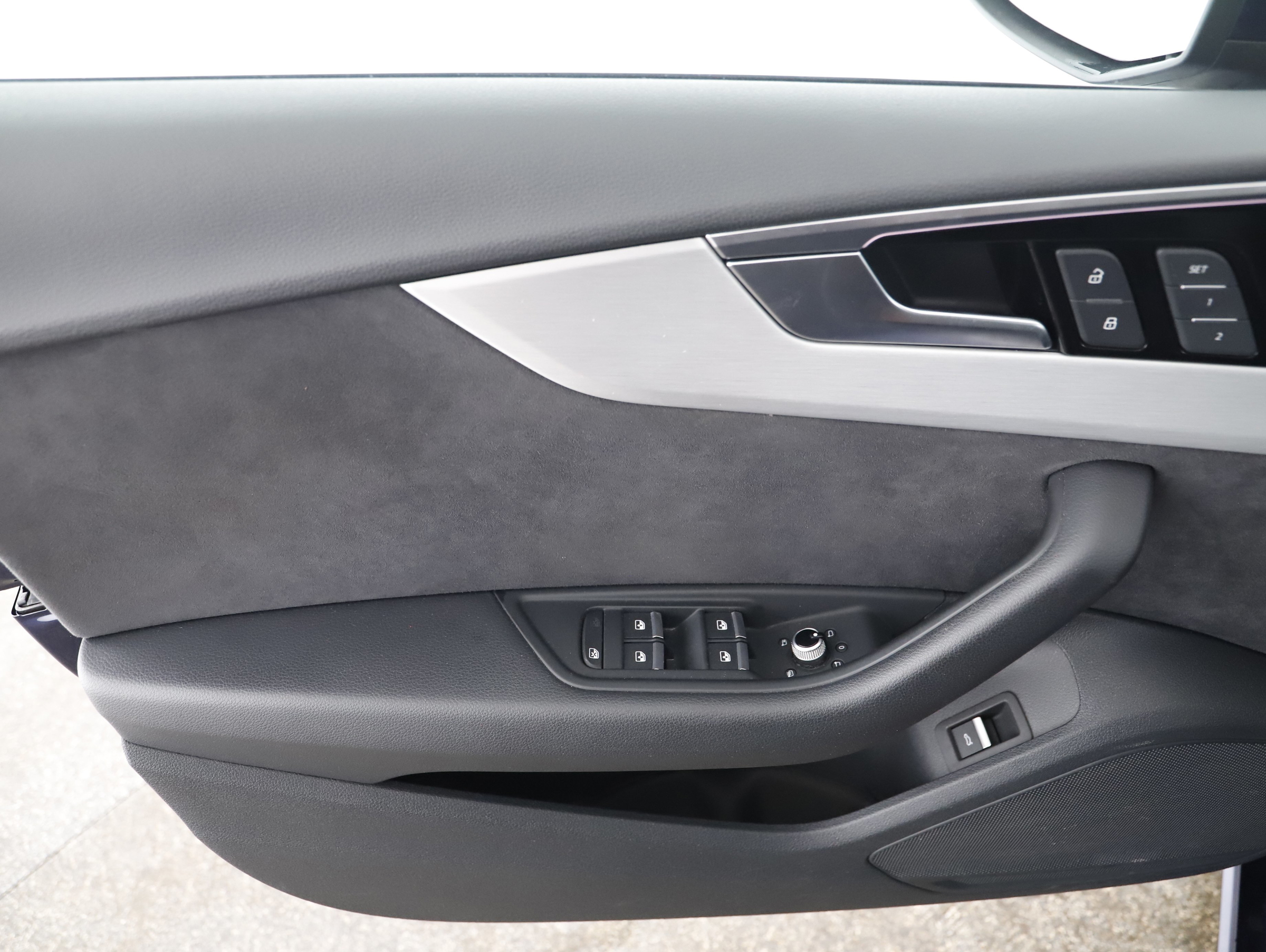Audi A5 Sportback 40 2.0 TDI quattro S-Line | Bild 16 von 24