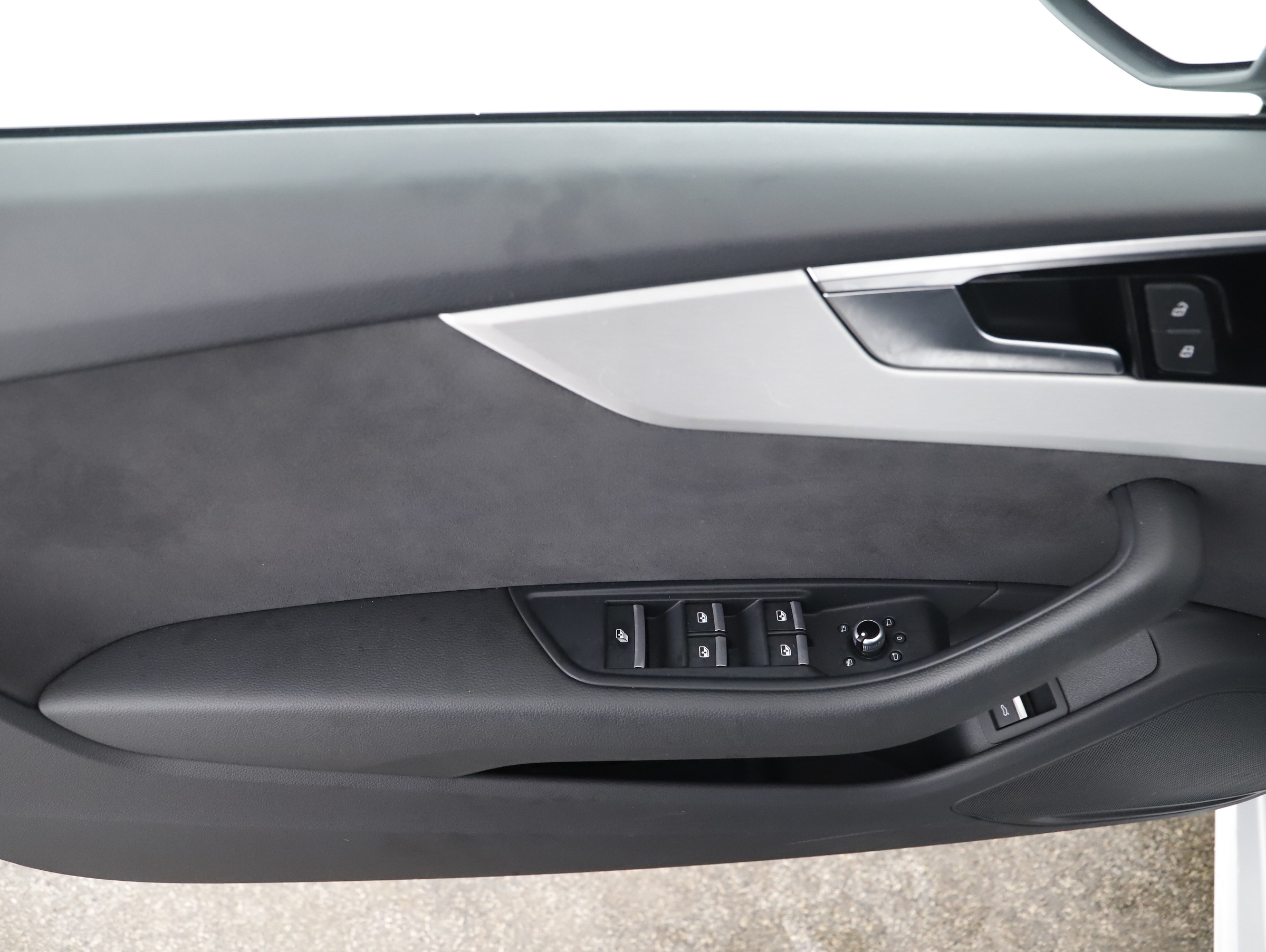 Audi A5 Cabriolet 35 2.0 TDI (M-H) advanced | Bild 15 von 22