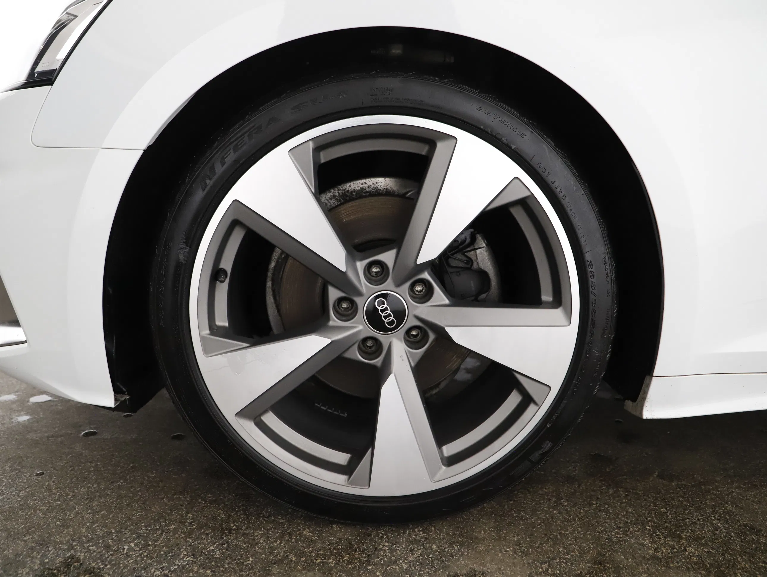 Audi A5 Cabriolet 35 2.0 TDI (M-H) advanced | Bild 21 von 22