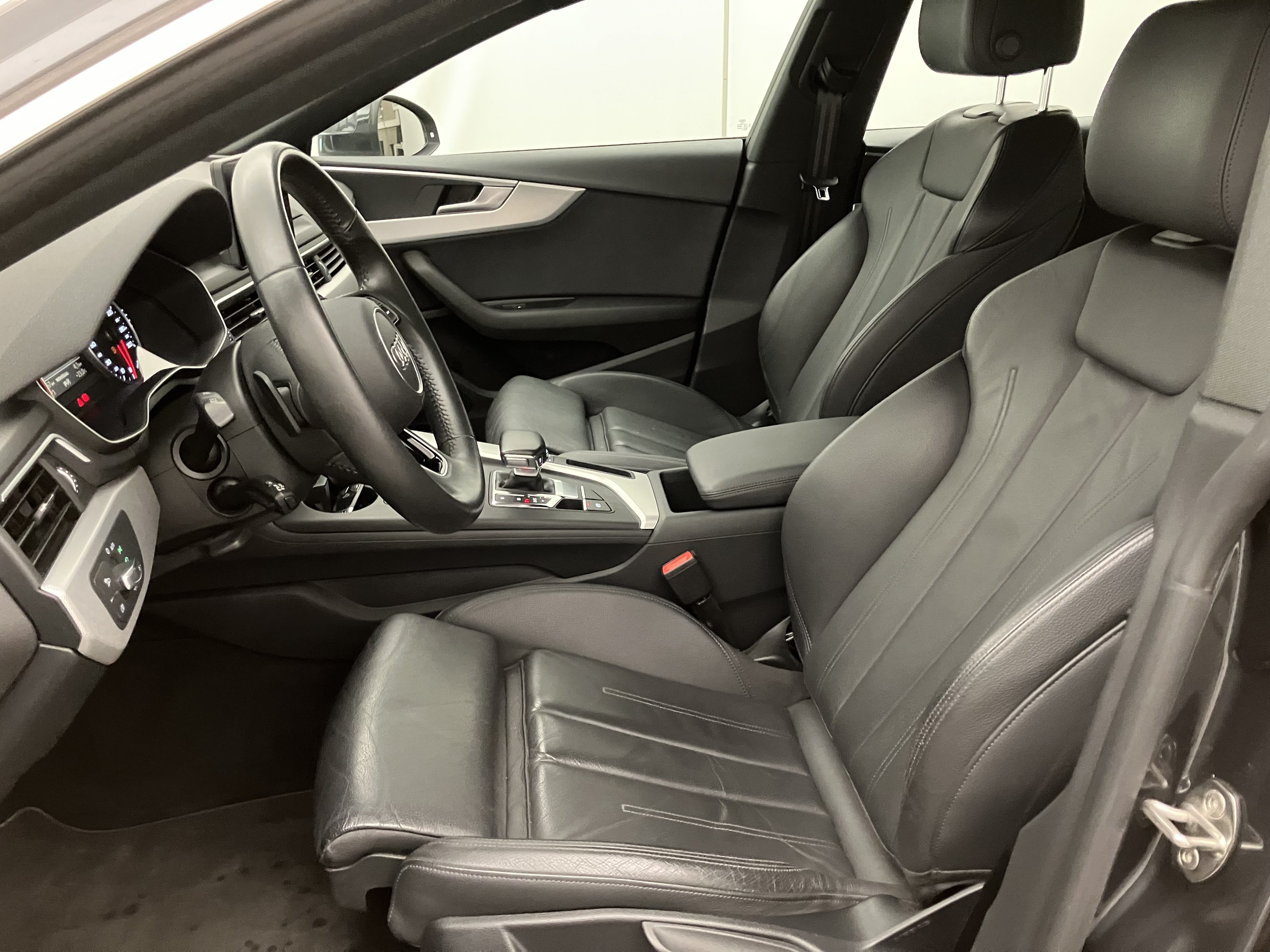 Audi A5 Sportback 30 TDI advanced | Bild 11 von 27