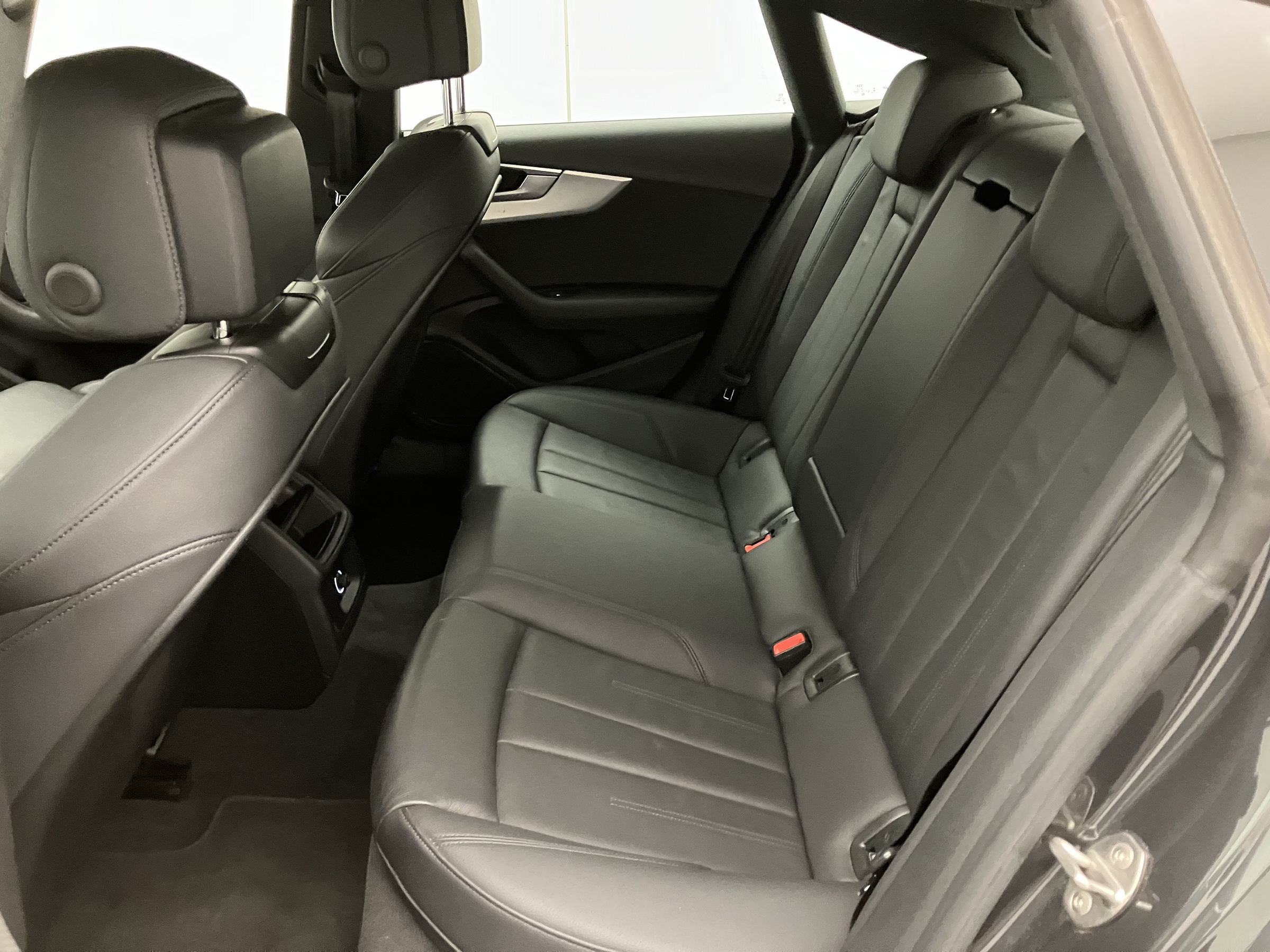 Audi A5 Sportback 30 TDI advanced | Bild 25 von 27