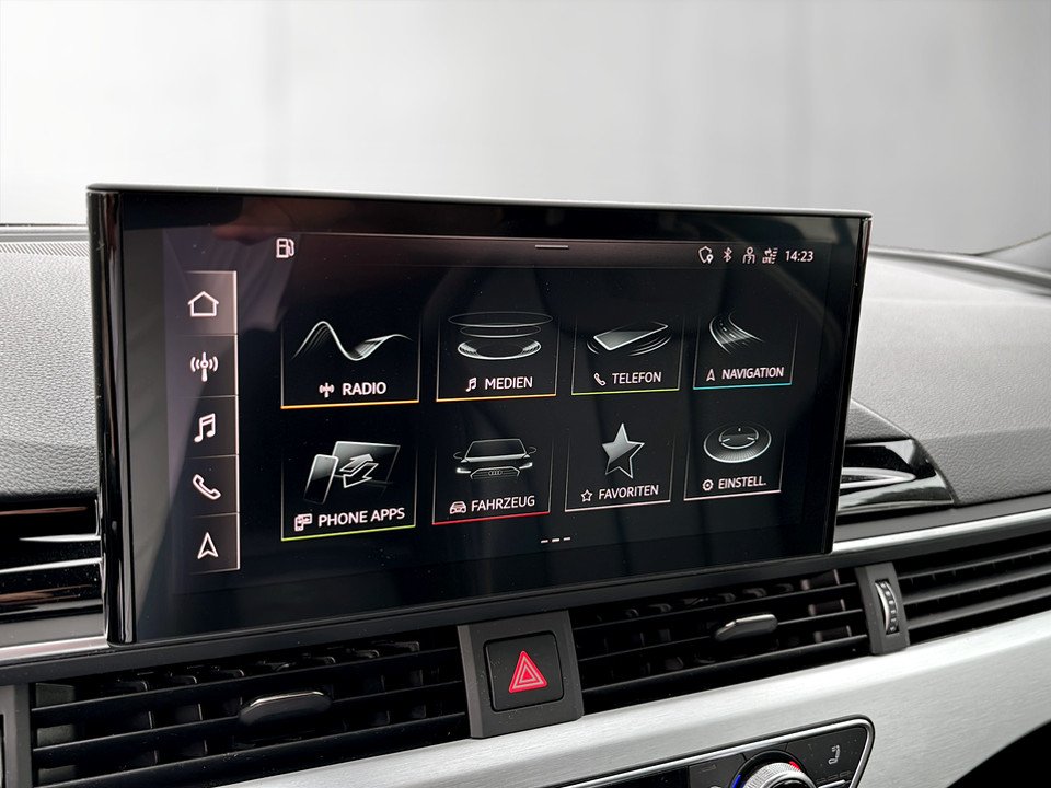 Audi A5 Cabriolet 40 2.0 TFSI MHEV quattro S-Line | Bild 14 von 23