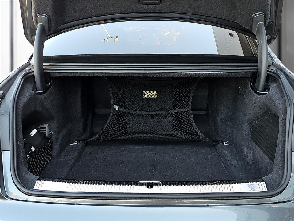 Audi A8 L 50 TDI quattro | Bild 25 von 27