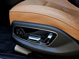 Audi A8 L 50 TDI quattro | Thumbnail 9 von 27