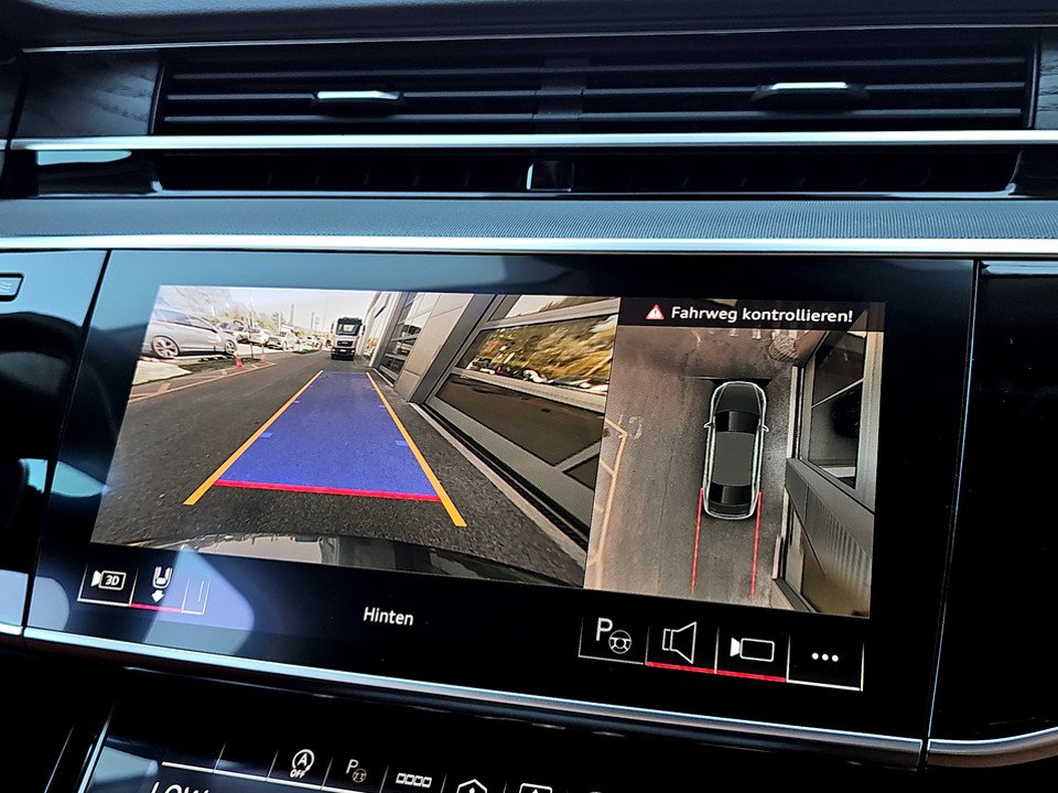 Audi A8 L 50 TDI quattro | Bild 17 von 27