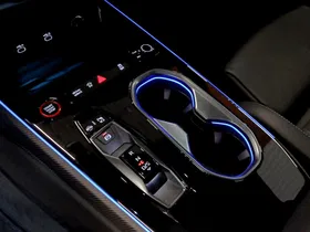 Audi A6 Avant e-hybrid quattro | Thumbnail 18 von 23