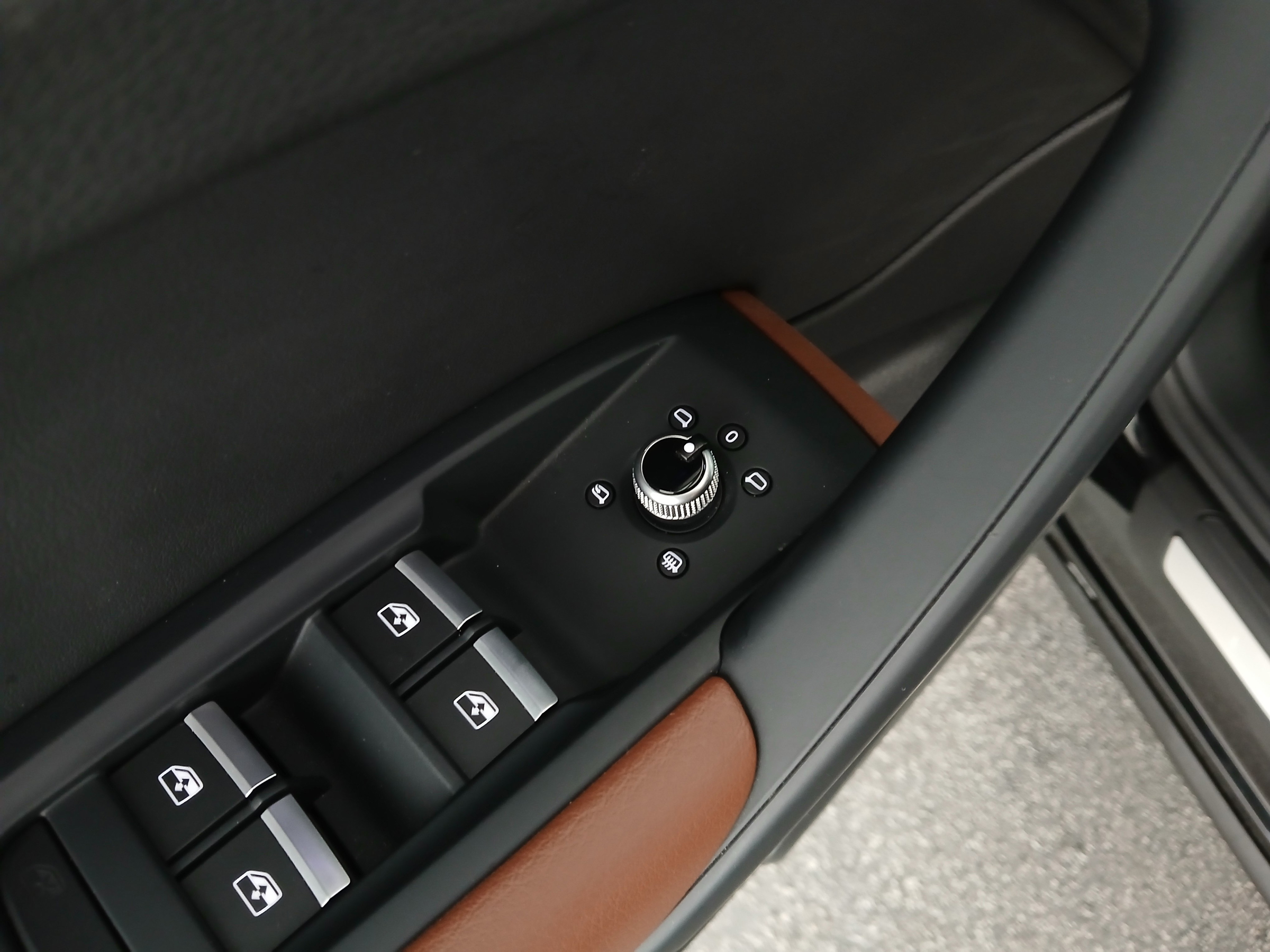 Audi Q5 30 2.0 TDI | Bild 12 von 31